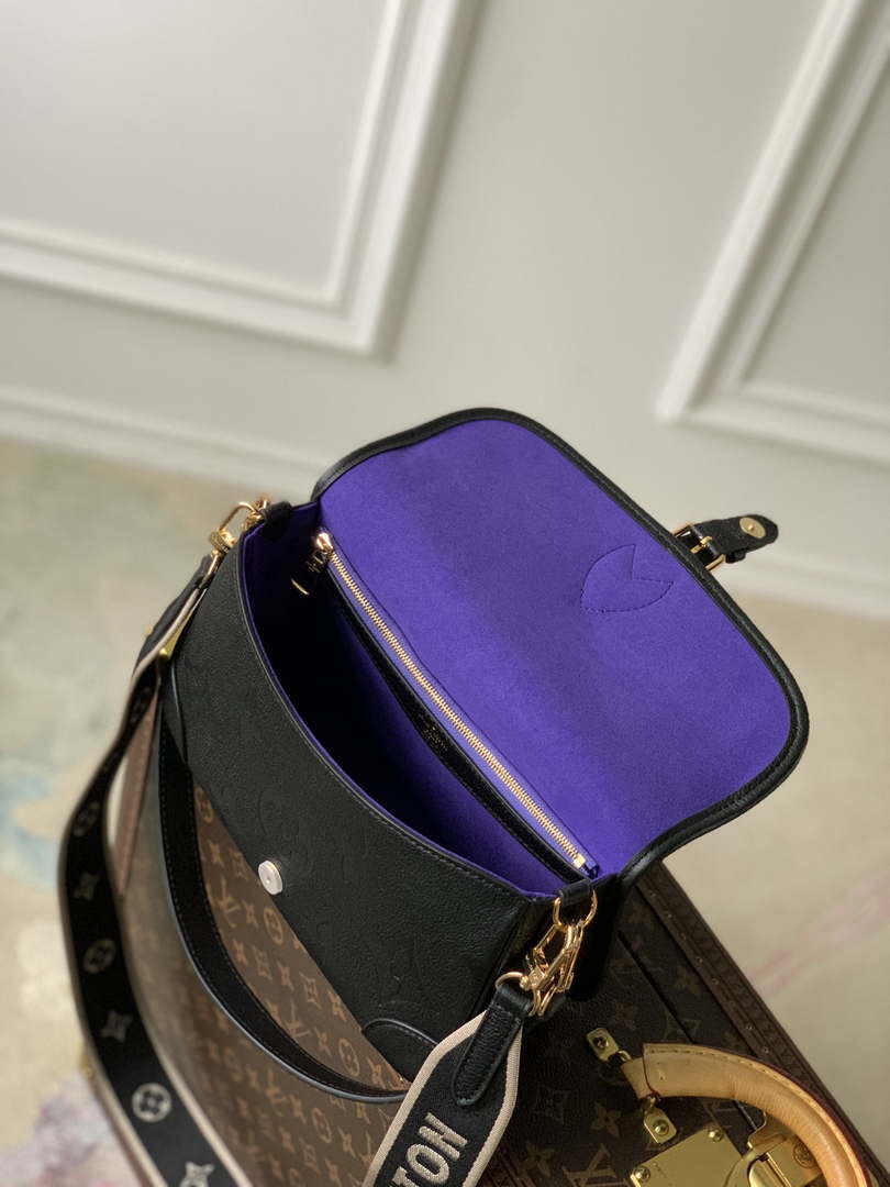 LV M46386 Louis Vuitton Diane Monogram Empreinte Leather Black
