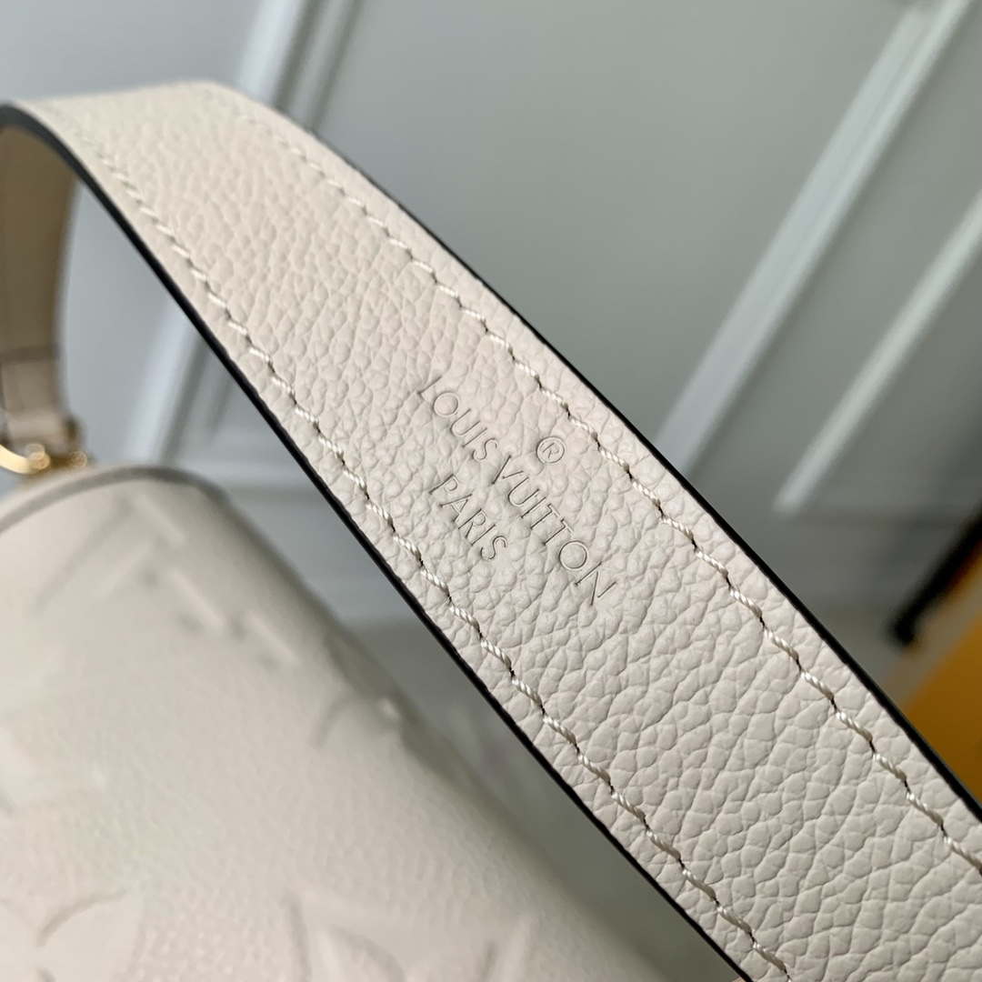 LV M46388 Louis Vuitton Diane Monogram Empreinte Leather White - Default Title - View 7