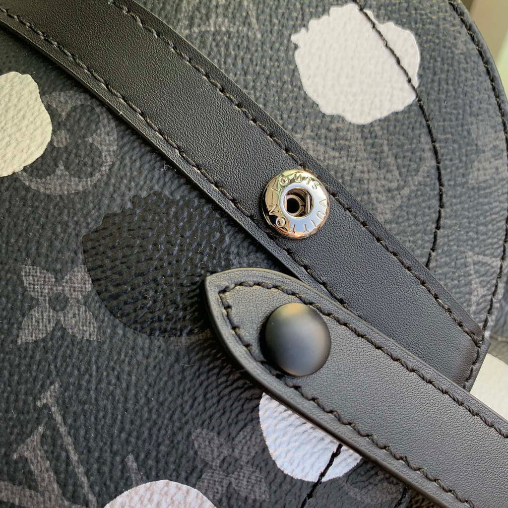 LV M46403 Louis Vuitton LV x YK  Christopher MM Backpack Monogram eclipse Black and Silver