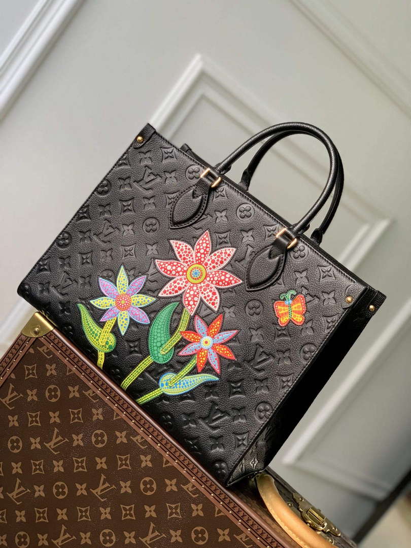 LV M46416 Louis Vuitton LV x YK OnTheGo MM Bag Black - Default Title - View 1