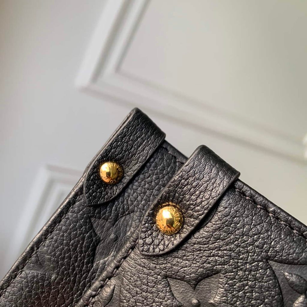LV M46416 Louis Vuitton LV x YK OnTheGo MM Bag Black