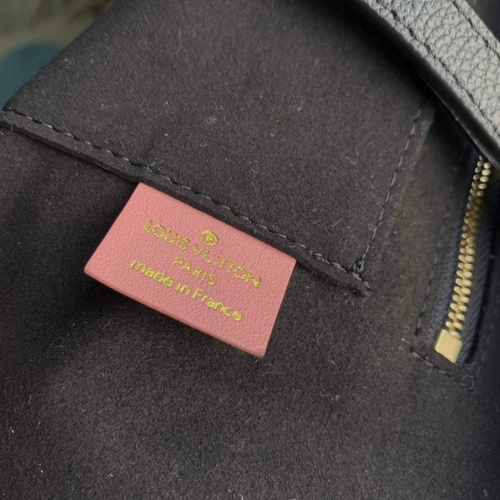 LV M46416 Louis Vuitton LV x YK OnTheGo MM Bag Black