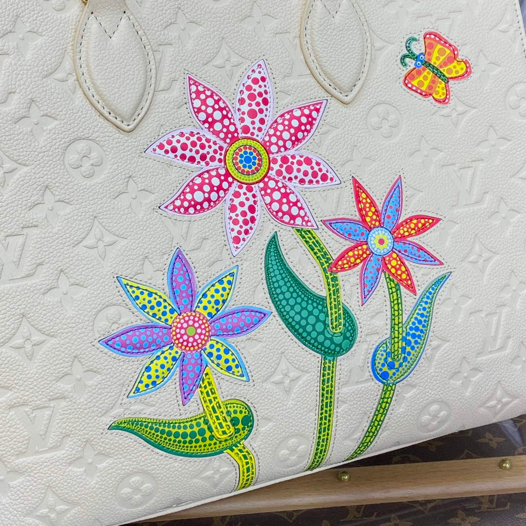LV M46416 Louis Vuitton LV x YK OnTheGo MM Bag White