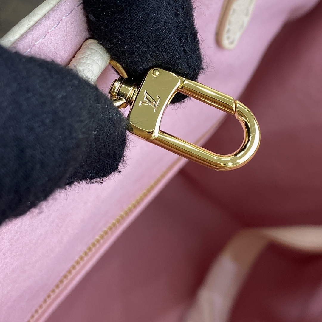 LV M46416 Louis Vuitton LV x YK OnTheGo MM Bag White - Default Title - View 7