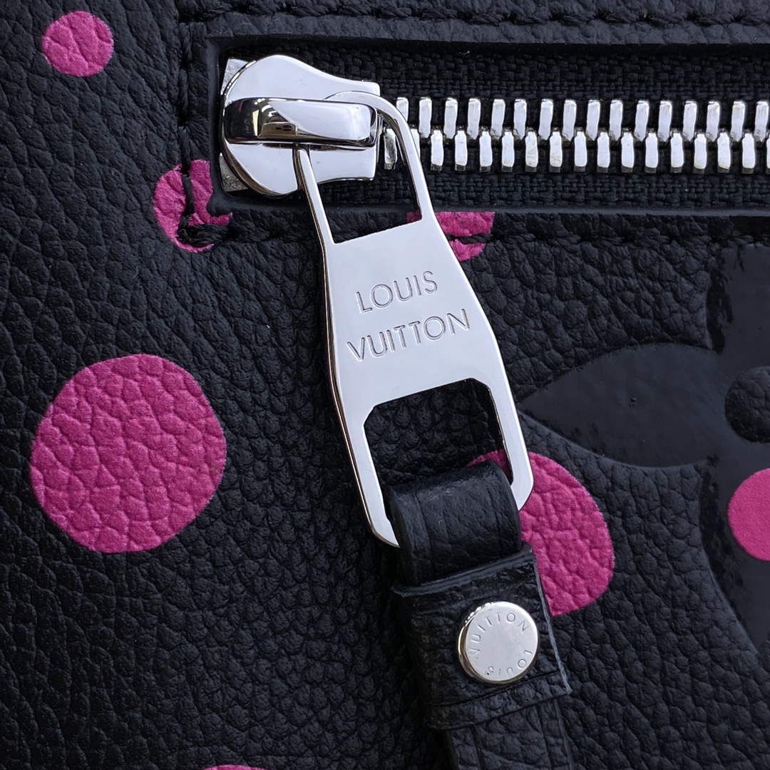 LV M46420 Louis Vuitton LV x YK Pochette M¨¦tis Black/Fuchsia