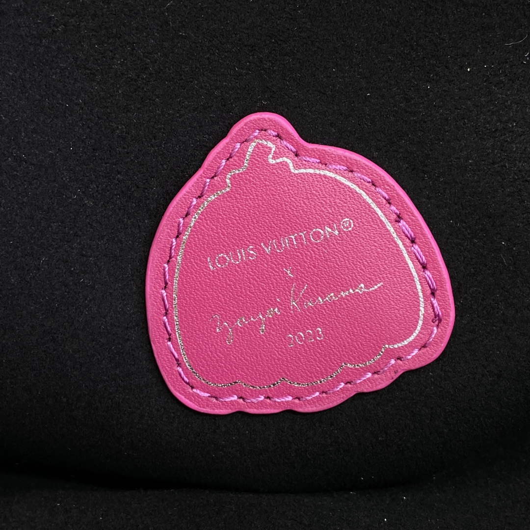 LV M46420 Louis Vuitton LV x YK Pochette M¨¦tis Black/Fuchsia