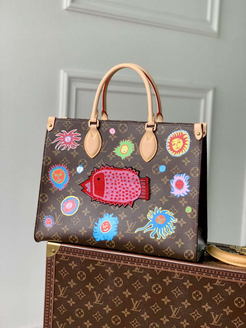 LV M46429 Louis Vuitton LV x YK OnTheGo MM Bag - Default Title - View 1