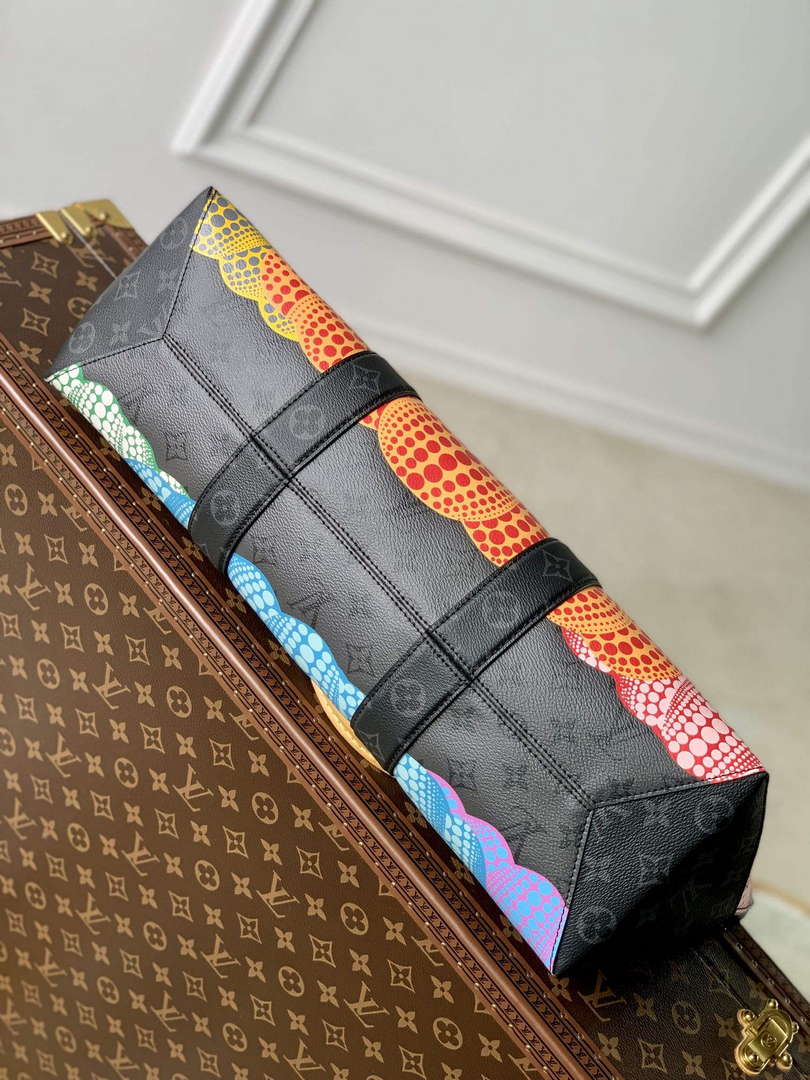 LV M46434 Louis Vuitton LV x YK Weekend Tote - Default Title - View 5