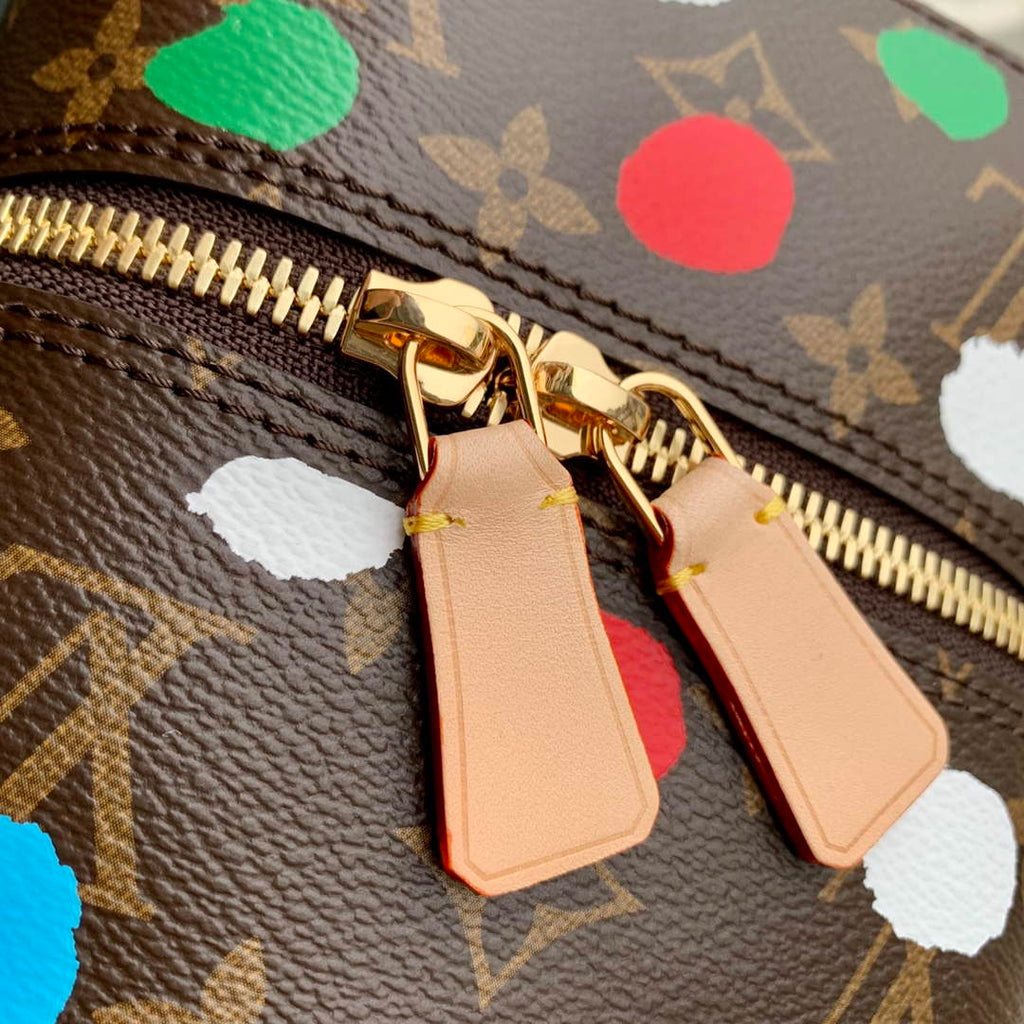 LV M46450 Louis Vuitton LV X YK SQUARE Handbag (China limited edition)