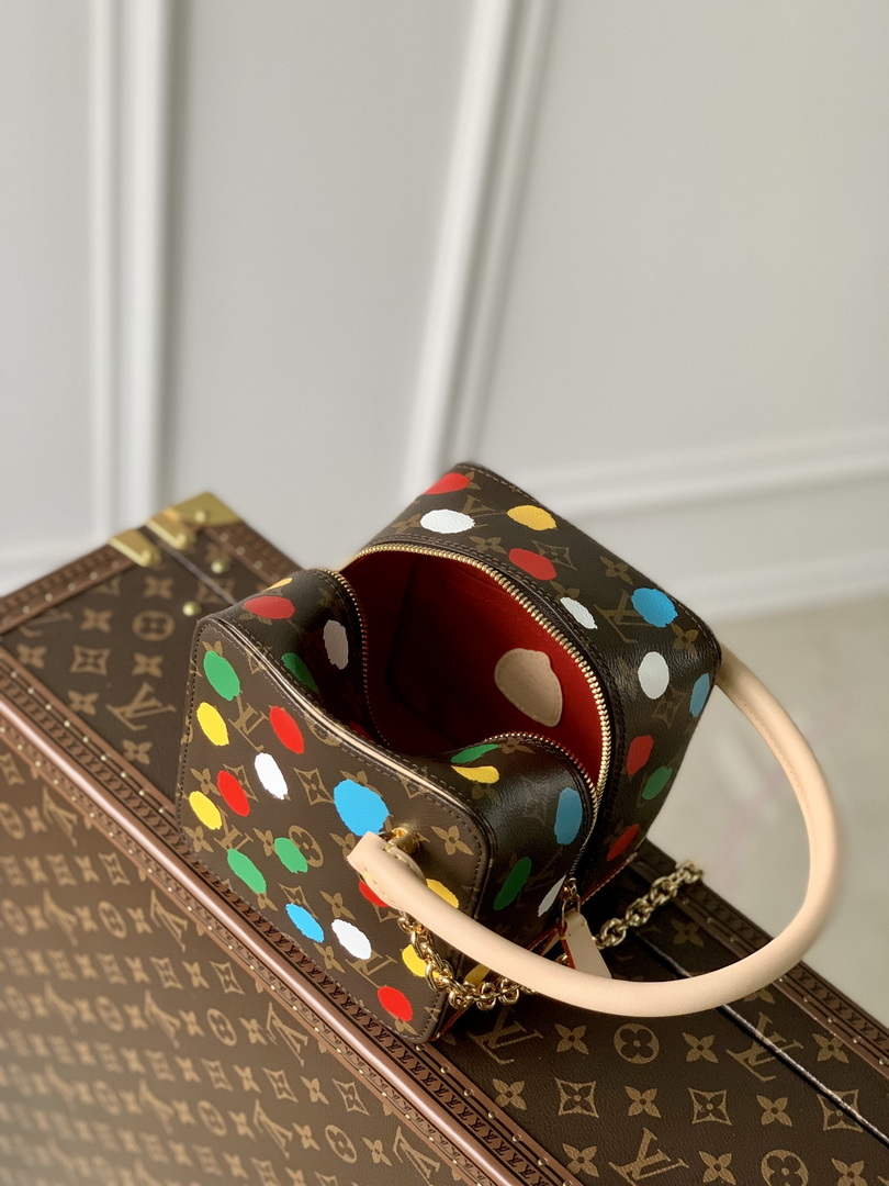 LV M46450 Louis Vuitton LV X YK SQUARE Handbag (China limited edition) - Default Title - View 7