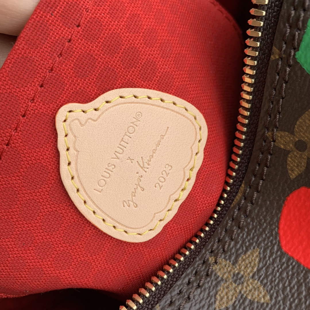 LV M46450 Louis Vuitton LV X YK SQUARE Handbag (China limited edition) - Default Title - View 8