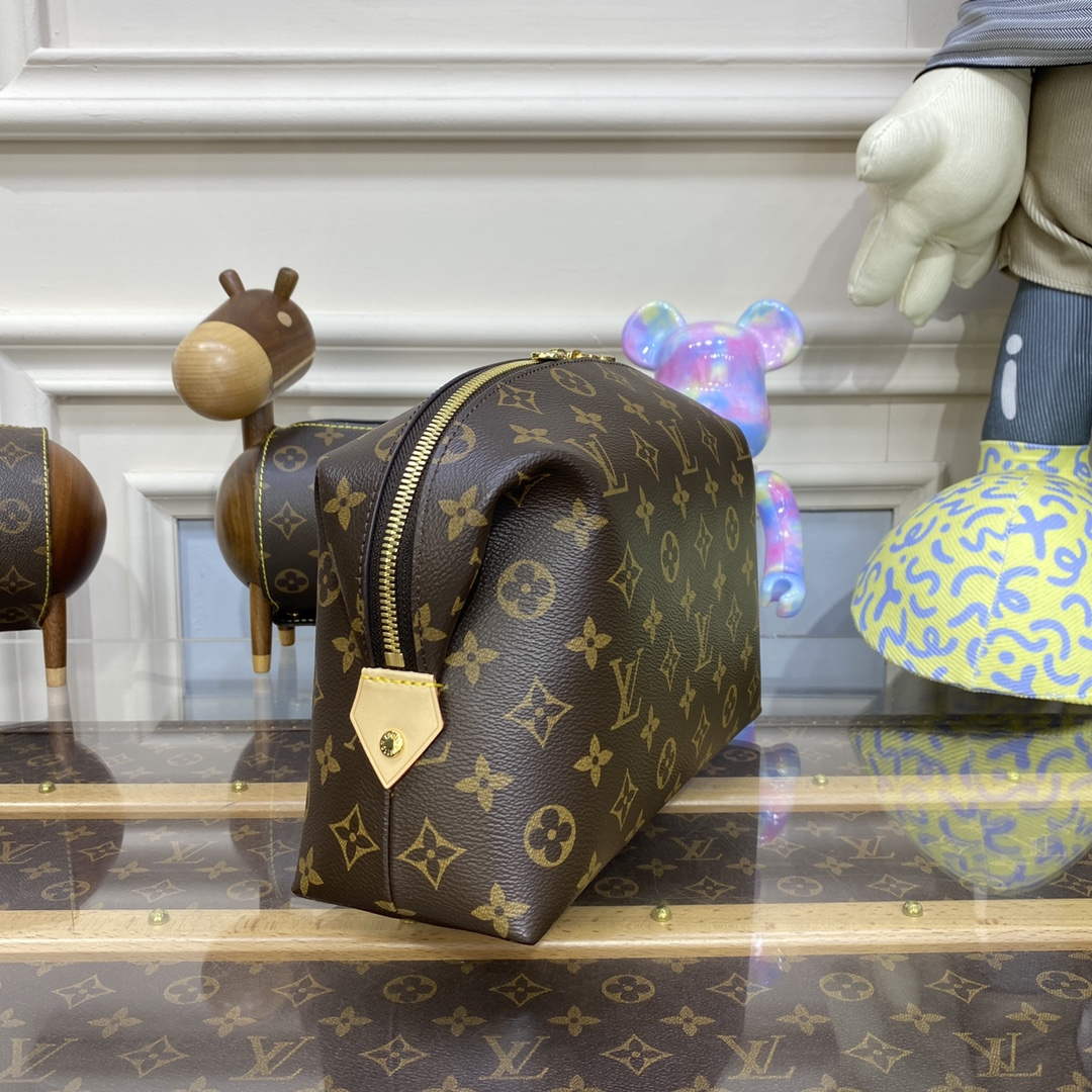 LV M46458 Louis Vuitton Cosmetic Pouch GM - Default Title - View 3