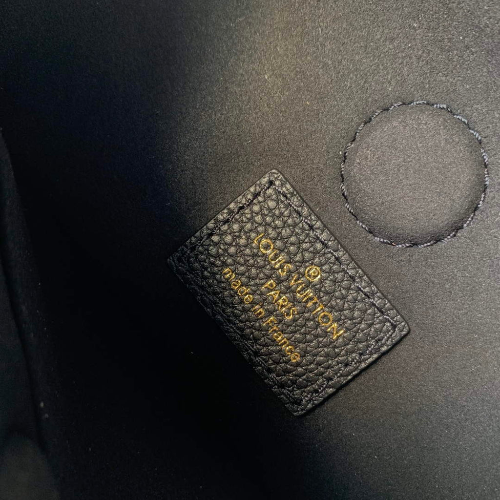 LV M46495 Louis Vuitton Op¨¦ra BB Tote Bag Black