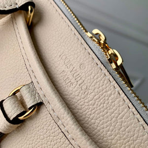 LV M46503 Louis Vuitton Trianon PM Bag Monogram Cr¨¨me Beige - Default Title - View 5