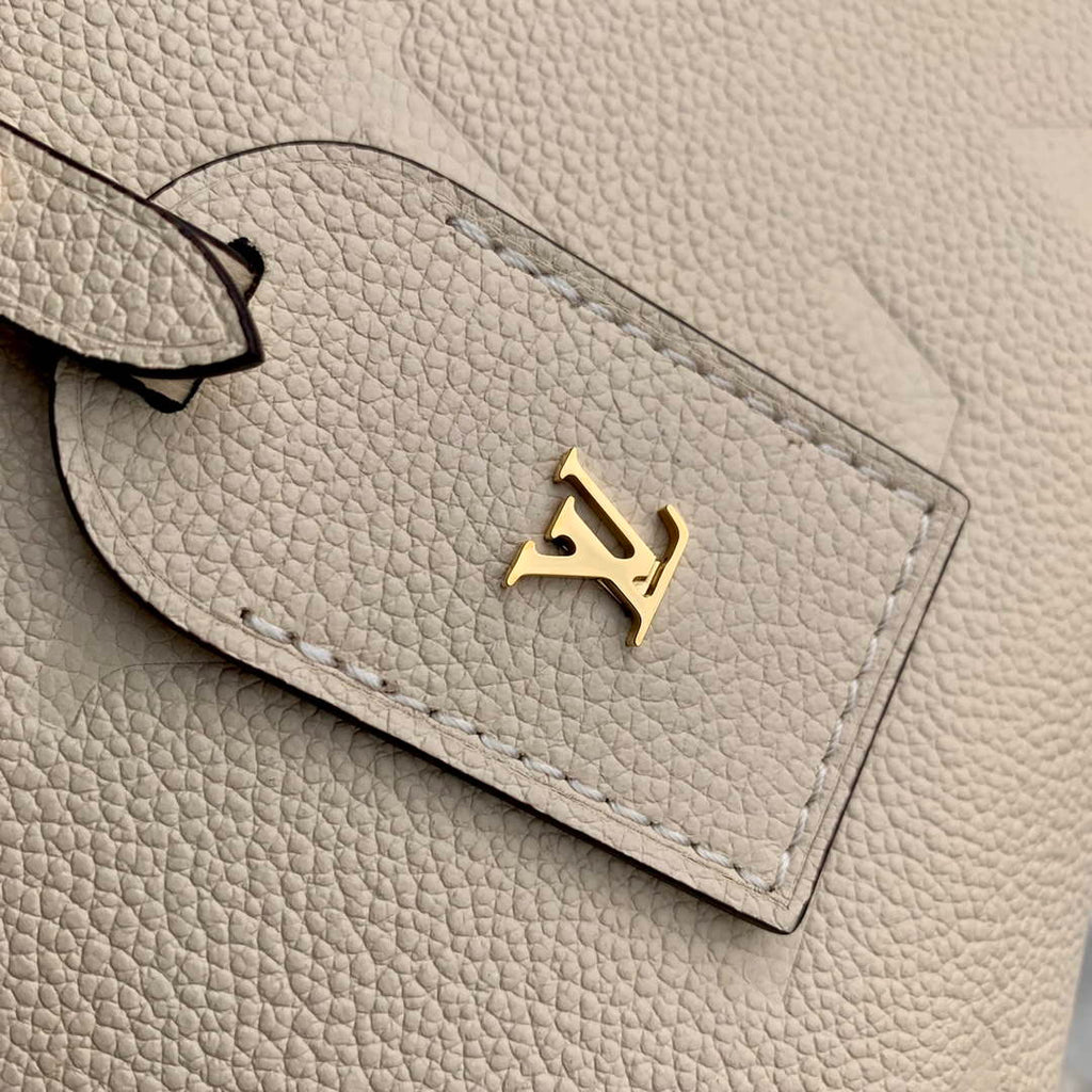 LV M46503 Louis Vuitton Trianon PM Bag Monogram Cr¨¨me Beige