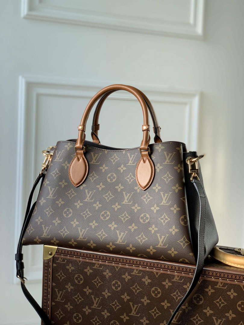 LV M46508 Louis Vuitton Vend?me MM Bag Black