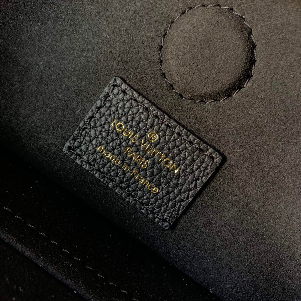 LV M46508 Louis Vuitton Vend?me MM Bag Black