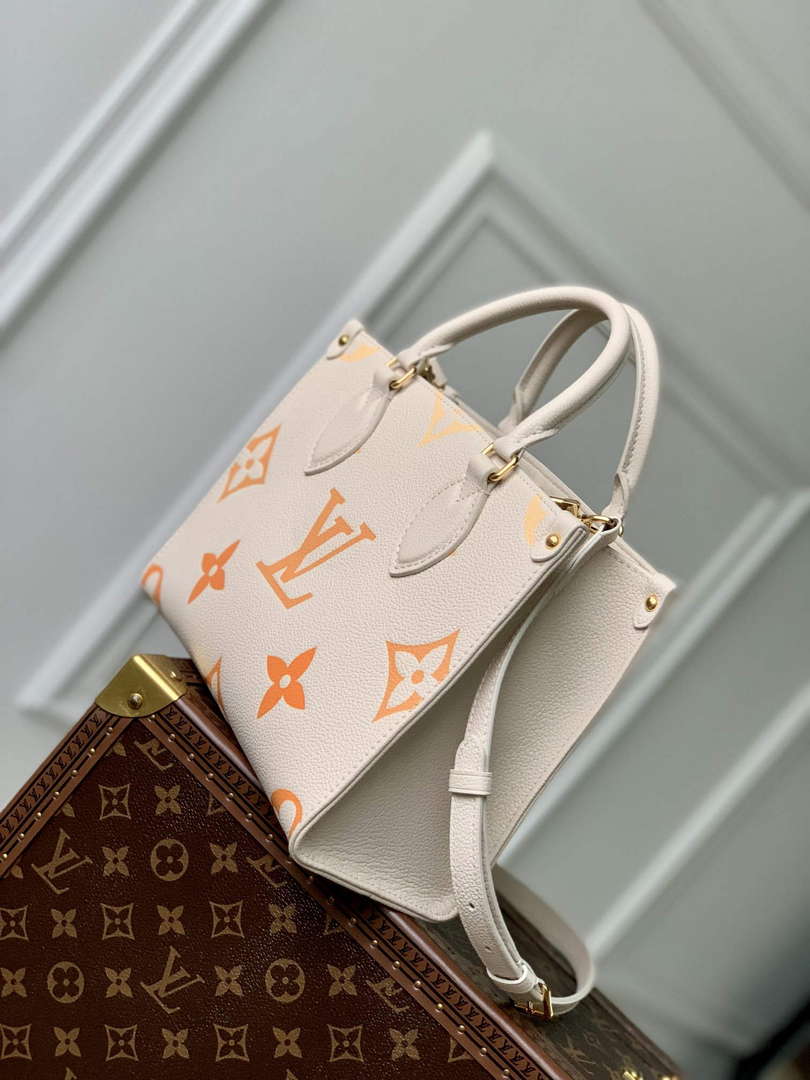 LV M46513 Louis Vuitton OnTheGo PM Bag - Default Title - View 3
