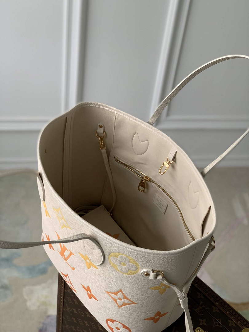 LV M46516 Louis Vuitton Neverfull MM Bag - Default Title - View 9