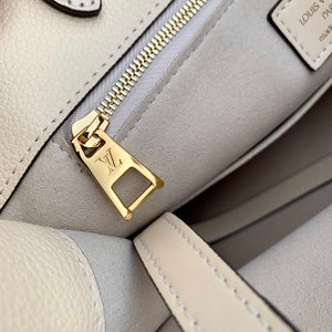 LV M46531 Louis Vuitton OnTheGo MM Bag Monogram Empreinte Beige - Default Title - View 9