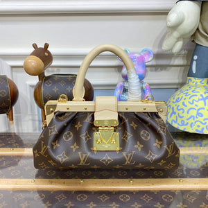 LV M46544 Louis Vuitton Monogram Clutch - Default Title - View 1
