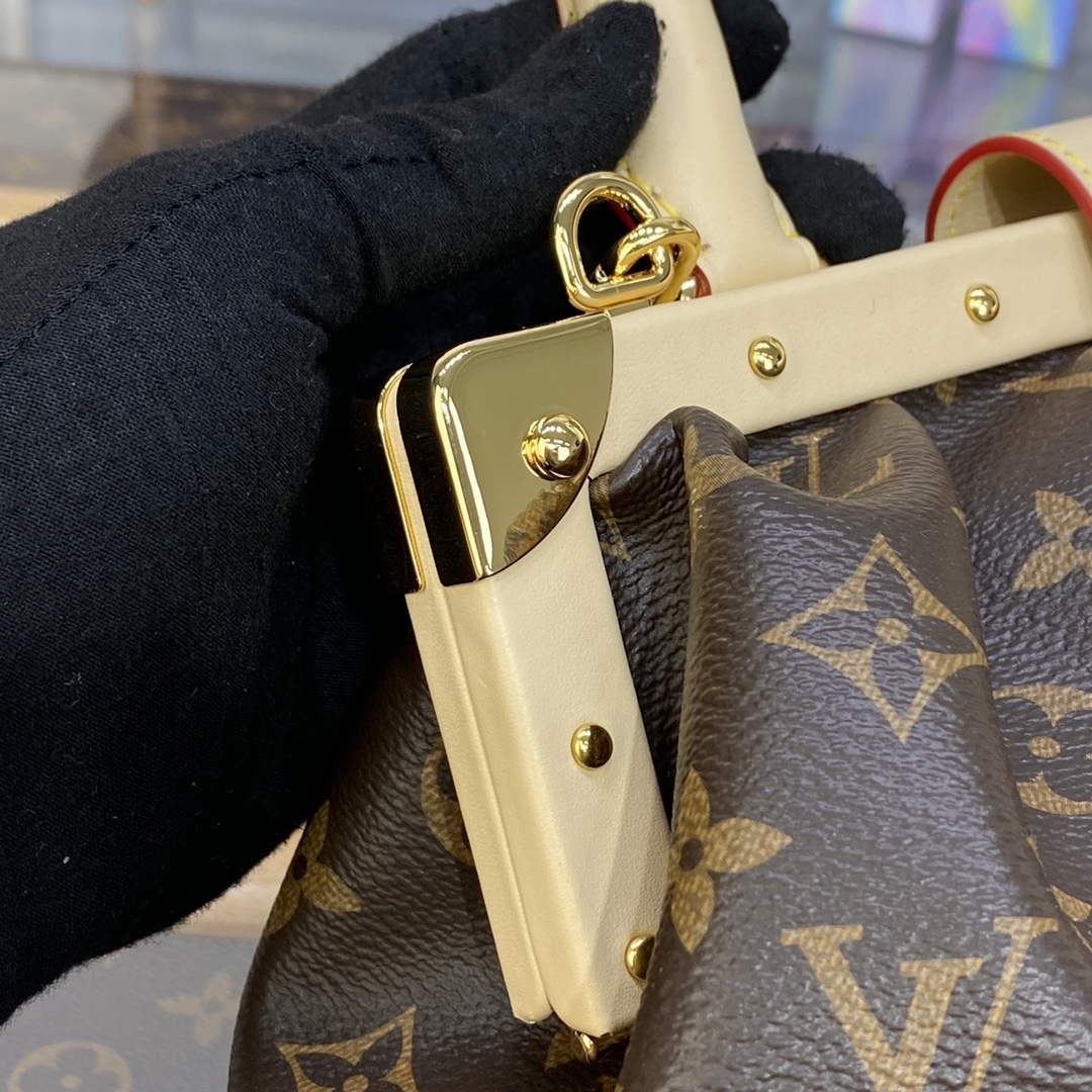 LV M46544 Louis Vuitton Monogram Clutch - Default Title - View 7