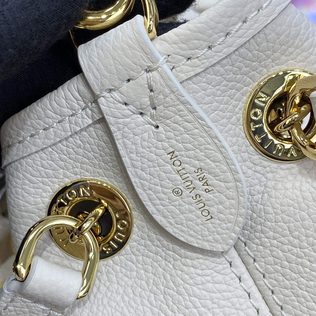 LV M46545 Louis Vuitton Summer Bundle Bag Beige Clair