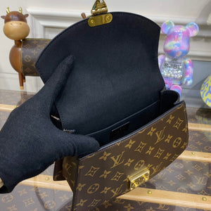 LV M46548 Louis Vuitton Tilsitt Monogram Handbag Yellow - Default Title - View 9