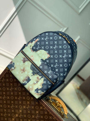 LV M46553 Louis Vuitton Discovery Backpack Bag Blue - Default Title - View 1