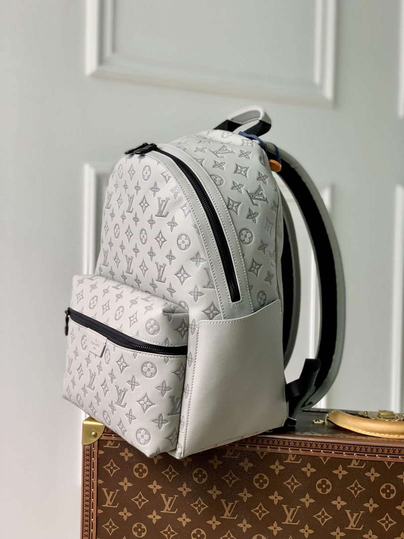 LV M46557 Louis Vuitton Discovery Backpack Bag Anthracite Gray - Default Title - View 2