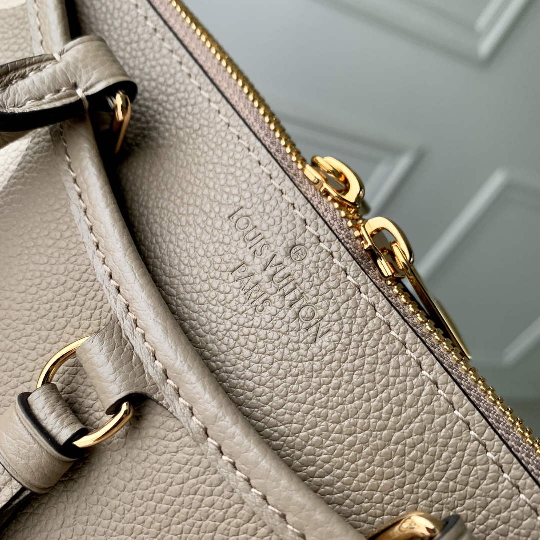 LV M46585 Louis Vuitton Trianon PM Tote Bag Cr¨¨me Beige