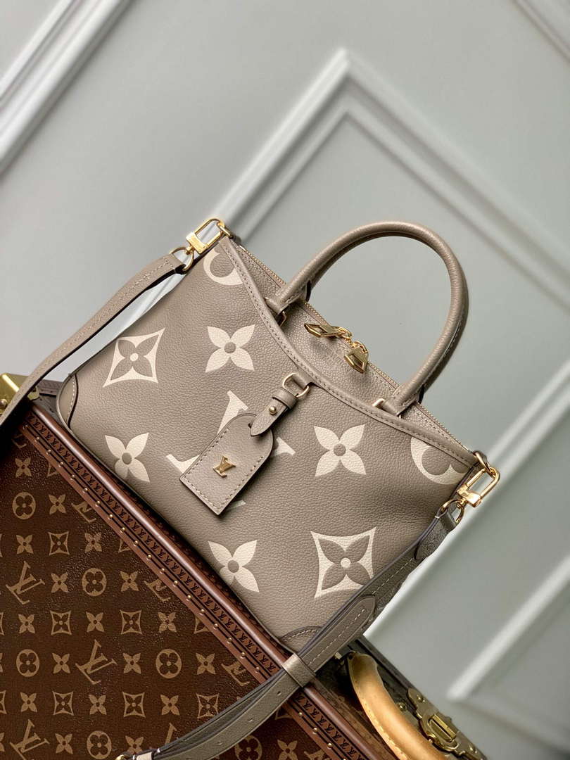 LV M46585 Louis Vuitton Trianon PM Tote Bag Cr¨¨me Beige