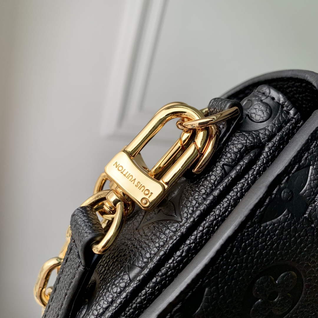 LV M46595 Louis Vuitton Pochette M¨¦tis East West Handbag Black - Default Title - View 7