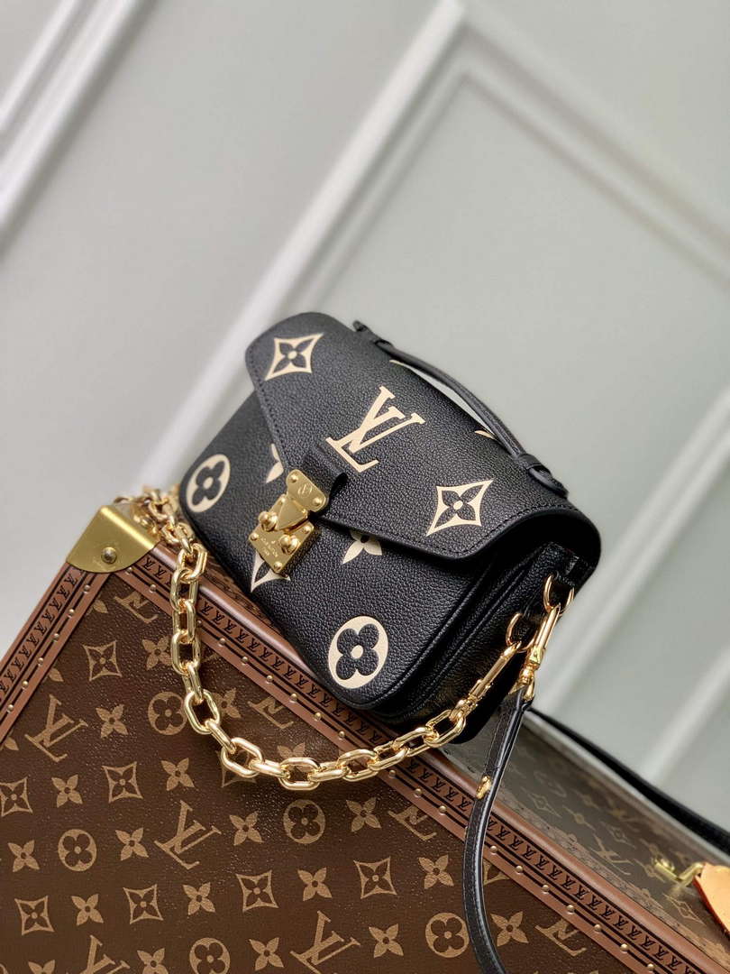 LV M46596 Louis Vuitton Pochette M¨¦tis East West Handbag