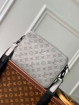 LV M46603 Louis Vuitton Trio Messenger Anthracite Gray - Default Title - View 2