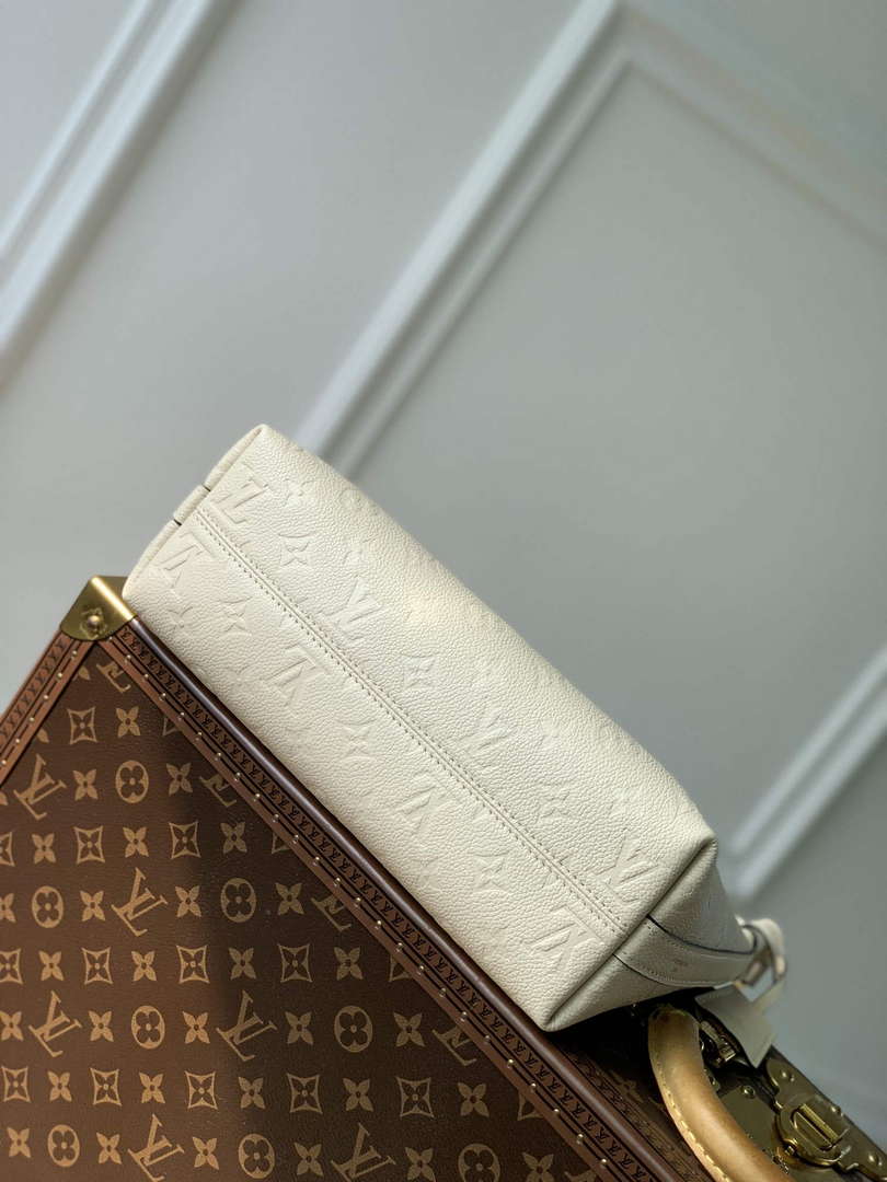 LV M46609 Louis Vuitton Sac Sport Bag Cr¨¨me Beige
