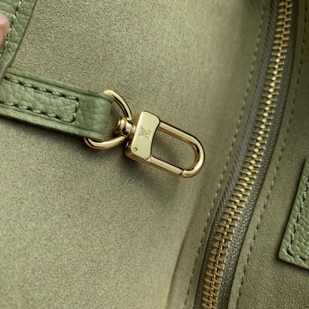 LV M46649 Louis Vuitton Neverfull MM Tote Bag Monogram Empreinte Leather Kaki Cream