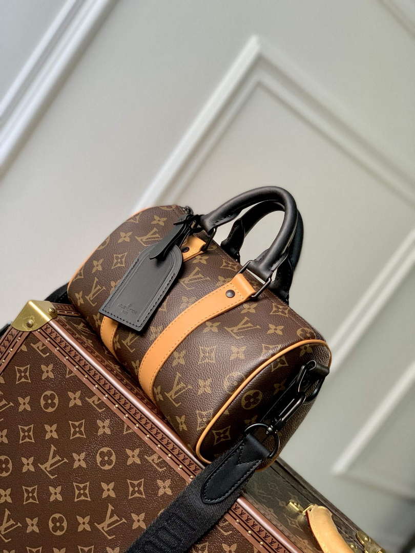 LV M46687 Louis Vuitton Keepall Bandouliere 25 Bag - Default Title - View 3