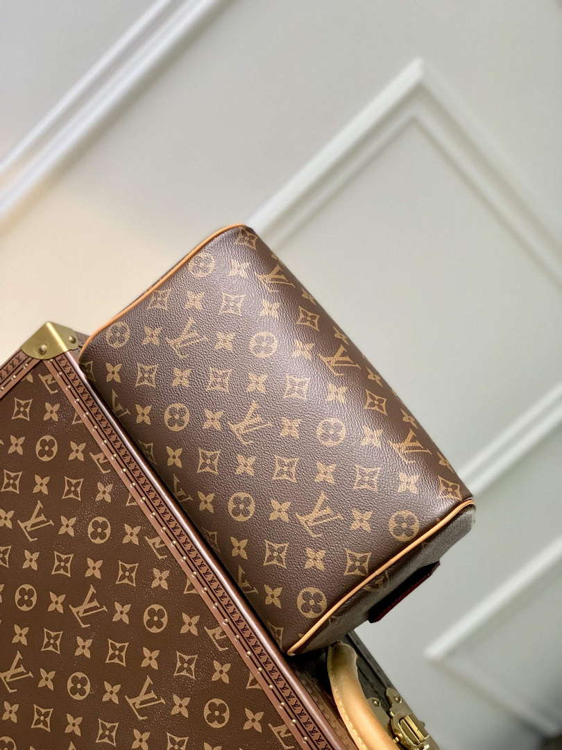 LV M46696 Louis Vuitton Dopp Kit Toiletry Bag Radiant Sun - Default Title - View 5