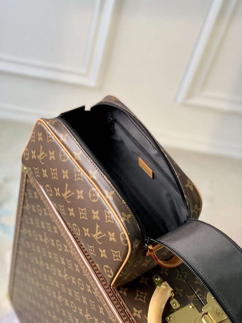 LV M46696 Louis Vuitton Dopp Kit Toiletry Bag Radiant Sun - Default Title - View 8