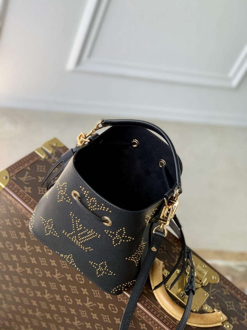 LV M46734 Louis Vuitton N¨¦ono¨¦ BB Bucket Bag Black
