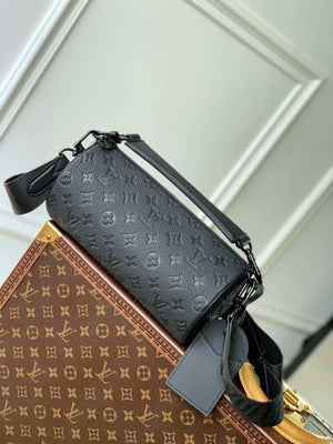 LV M46796 Louis Vuitton Soft Polochon PM Monogram Black - Default Title - View 1