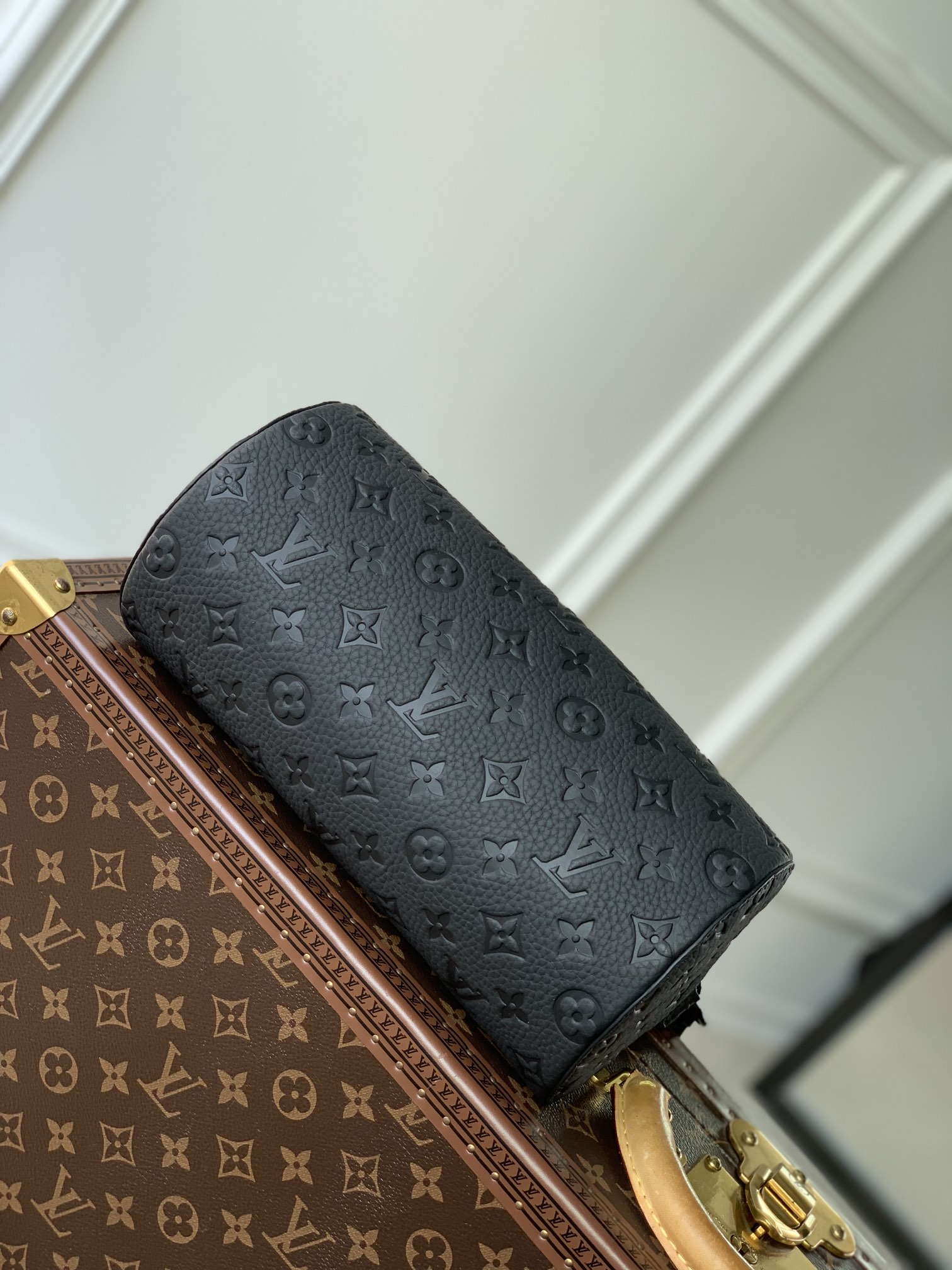LV M46796 Louis Vuitton Soft Polochon PM Monogram Black - Default Title - View 4