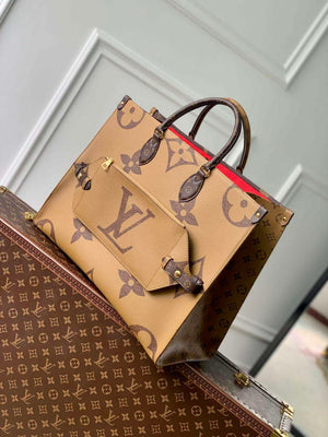 LV M46823 Louis Vuitton OnTheGo Voyage Tote Bag - Default Title - View 3