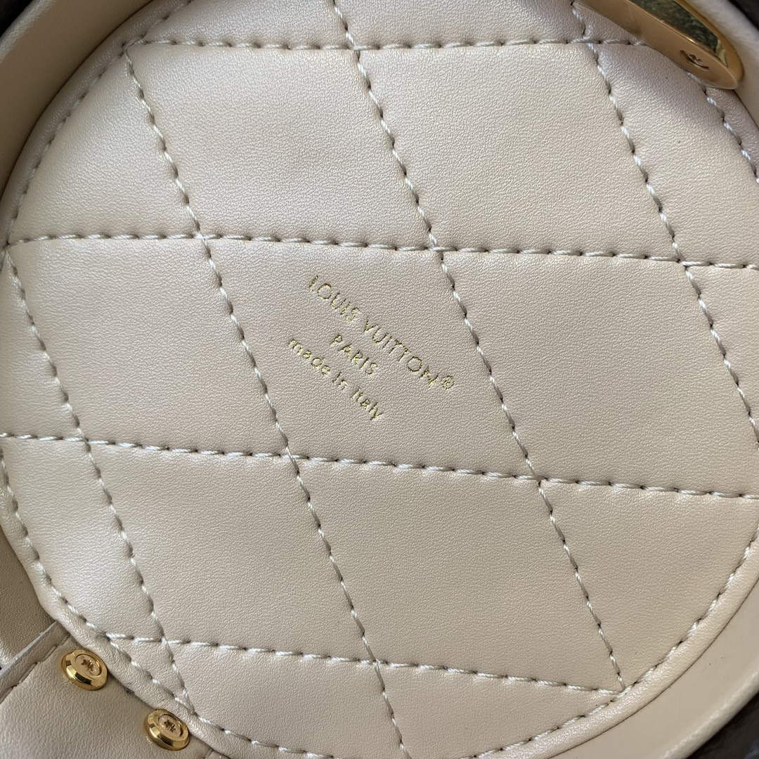 LV M46933 Louis Vuitton Scott Bag Monogram - Default Title - View 8