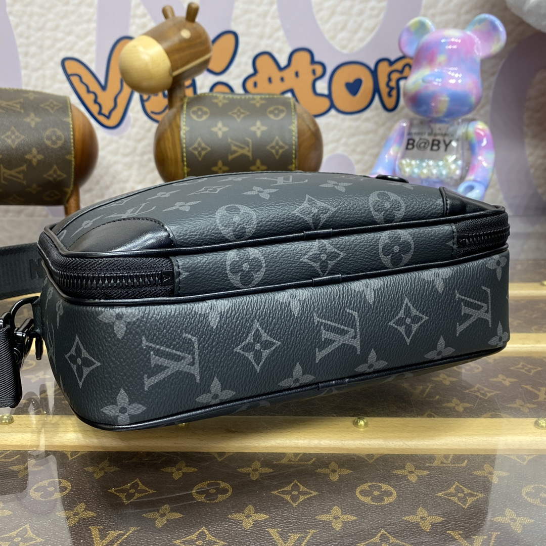 LV M46955 Louis Vuitton Alpha Messenger Bag Black - Default Title - View 4