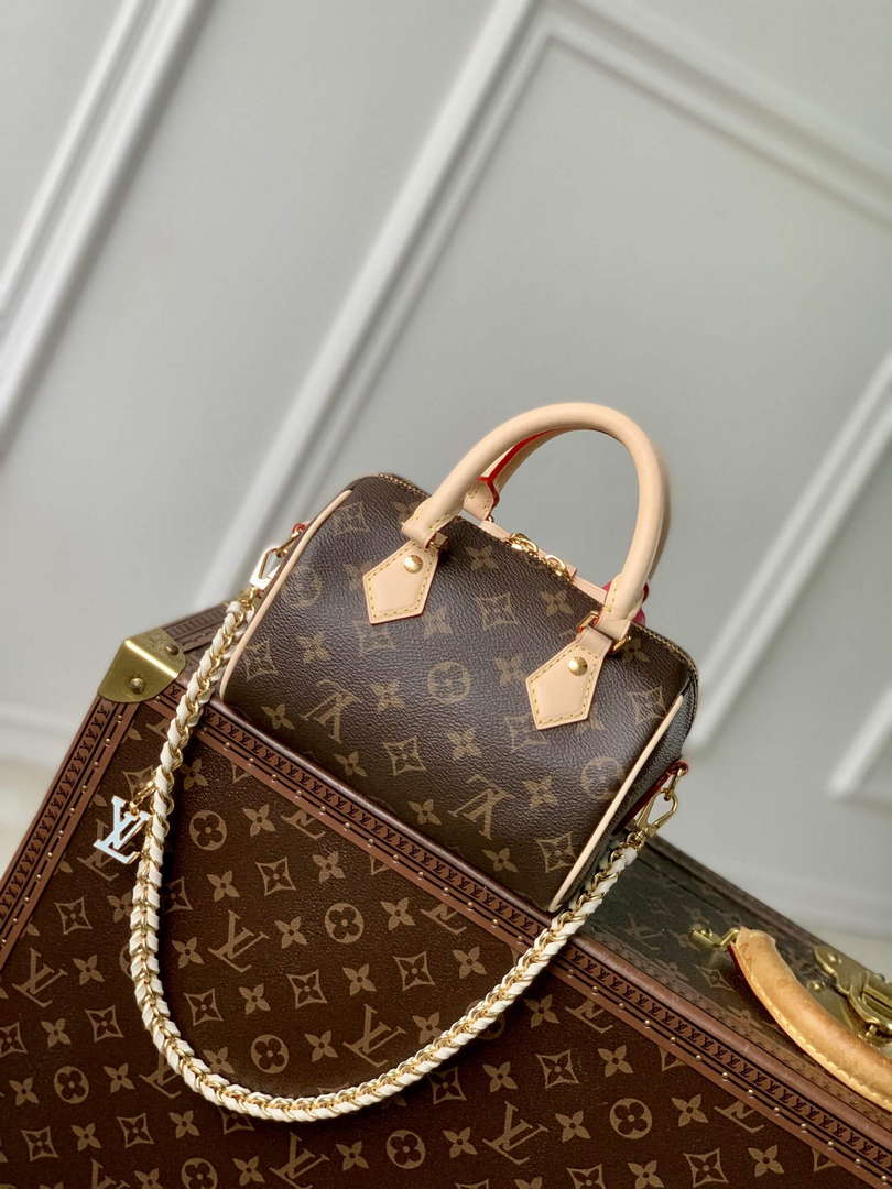 LV M46970 Louis Vuitton SPEEDY 18 LV&I Monogram Dune Coated Canvas Bag Bronw