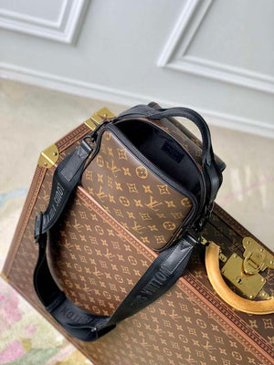LV M46973 Louis Vuitton Quest Messenger Bag - Default Title - View 9