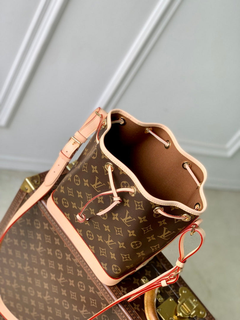 LV M46983 Louis Vuitton No¨¦ BB Bucket Bag