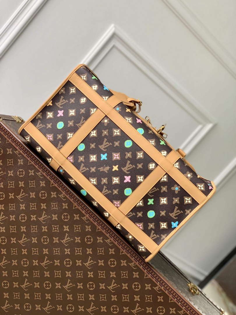 LV M47066 Louis Vuitton Dog Bag Monogram Chocolate